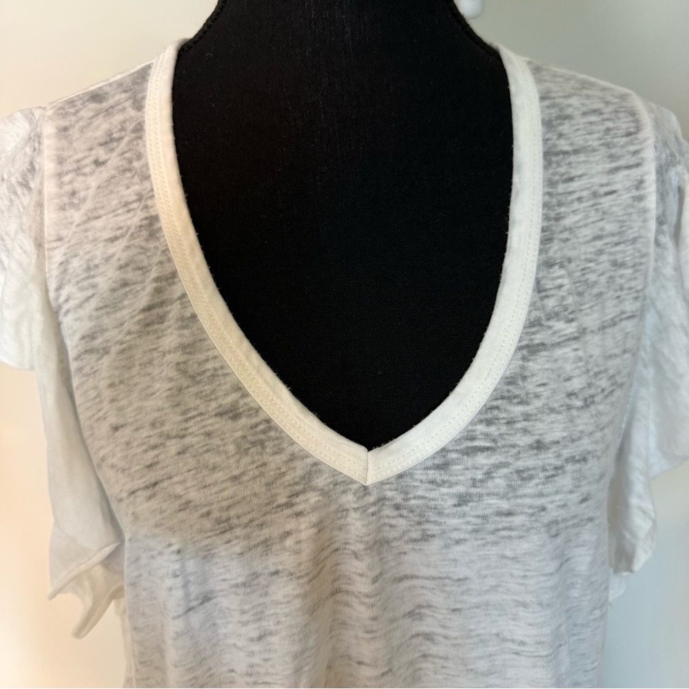 JESSICA SIMPSON White Odin Ruffle Tee Tank Lightweight Semi Sheer V Neck Large - Picture 6 of 10